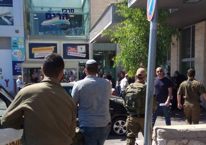 اصابة شاب برصاص الاحتلال بزعم تنفيذ عملية طعن