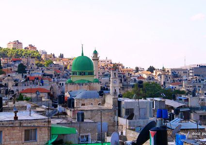 الإعمام كان لمنع التشويش وضبط المساجد