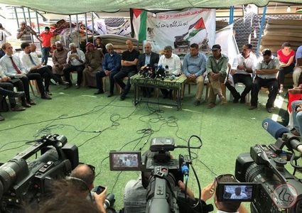 التضامن مع الخان الأحمر مستمر