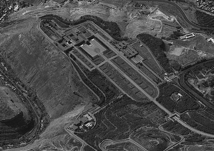 أي دلالات لنشر اسرائيل صورا لقصر الأسد؟