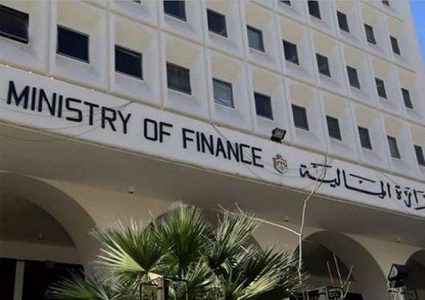 الأردن: الحكومة ترفع الضريبة على البنوك إلى 38%