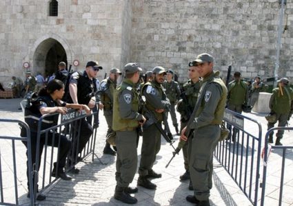 اقتحامات واسعة للمسجد الأقصى واعتداءات(محدث)