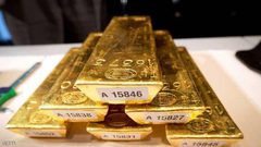 الذهب يرتفع مع انحسار الطلب على الدولار