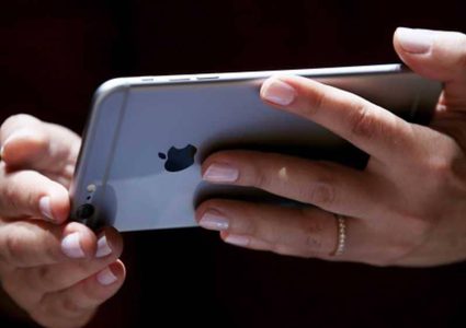 5 مزايا ثورية من "أبل" تحصّن جهازك فورا