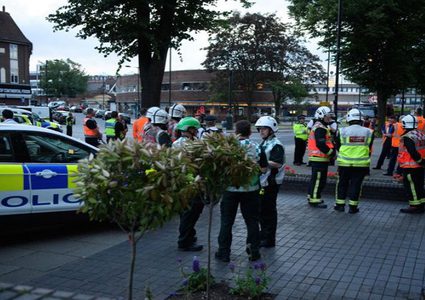 بريطانيا.. ثلاثة جرحى بحادثة دهس أمام مسجد في لندن