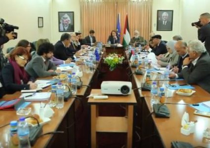 التشريعي يجتمع  مع وفد من البرلمان الأوروبي