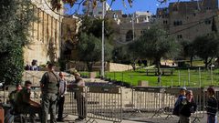الاحتلال يغلق الحرم الإبراهيمي أمام المصلين