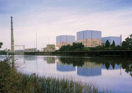 فيضانات تعزل عمال محطة نووية أمريكية عن العالم