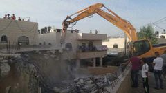 بلدية الاحتلال تجبر مقدسيًّا على هدم منزله بالقدس