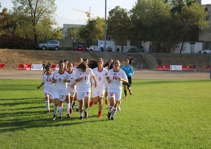 ناشئات فلسطين يواصلن التحضير لمواجهة تايوان