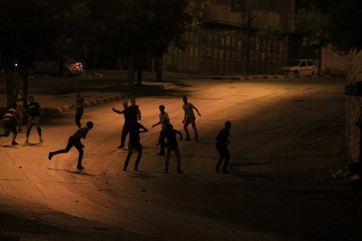 اندلاع مواجهات في بلدة عزون شرق قلقيلية