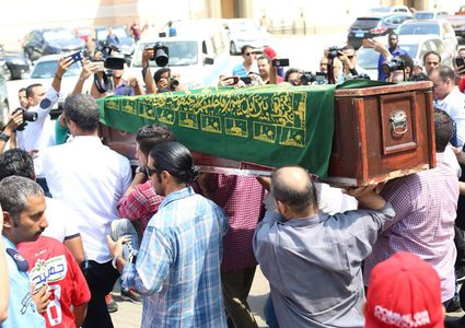 الصور الأولى من جنازة جميل راتب وغياب ملحوظ للنجوم