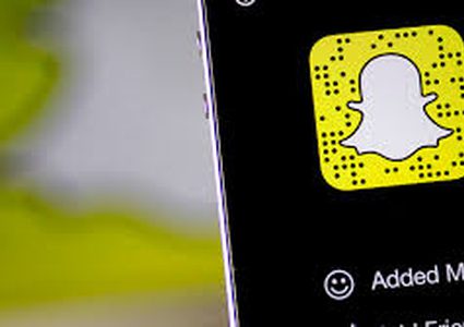 هكذا تتجاهل من يزعجك على سناب شات دون علمه