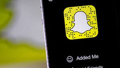 هكذا تتجاهل من يزعجك على سناب شات دون علمه