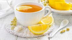 فوائد إضافة الليمون إلى الشاي بعد الأكل