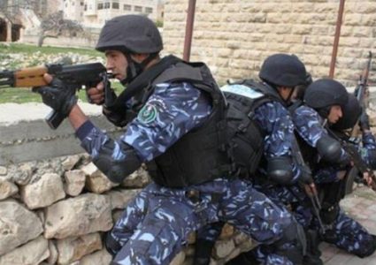 الشرطة تقبض على متهم بالنصب بمليون شيكل