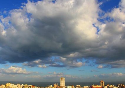غيوم قليلة .. ماذا عن الحرارة؟