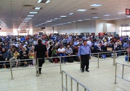 الاحتلال يمنع 25 فلسطينيًا من السفر الأسبوع الماضي