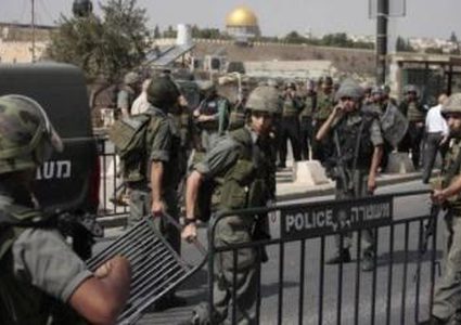 الاحتلال يُبعد مقدسيين عن الأقصى مدّة أسبوع