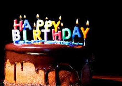 جزائري يحتفل بعيد ميلاده بأغرب طريقة في العالم!