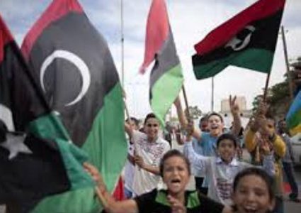 الخطر يهدد نصف مليون طفل في طرابلس الليبية