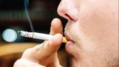 دراسة: التدخين يؤثر على النظر