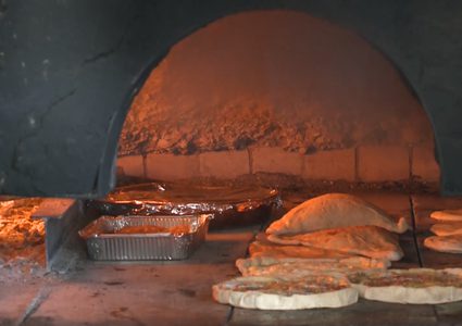 تعرف على أكلة المناديل النابلسية (فيديو)