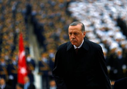 تركيا تتعهد بفرض مناطق امنة شرقي الفرات