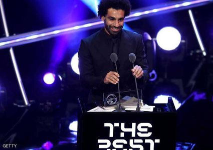 صلاح يتحدى منافسيه بمزحة بعد فوز بـ"بوشكاش"