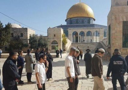 حملة اعتداءات وانتهاكات في المسجد الأقصى