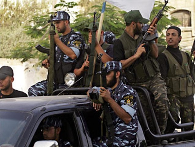 فتح تستنكر الاعتقالات السياسية ضد كوادرها في غزة