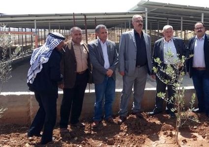 وزير الزراعة يتفقد الواقع الزراعي في محافظة جنين
