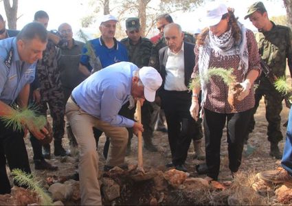 انطلاق فعالية أسبوع النظافة العالمي في طولكرم
