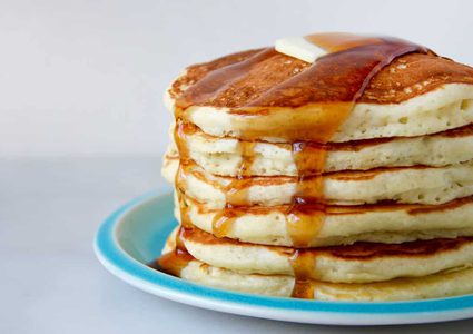 طريقة عمل بان كيك بالسميد