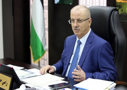 رئيس الوزراء يغادر إلى نيويورك