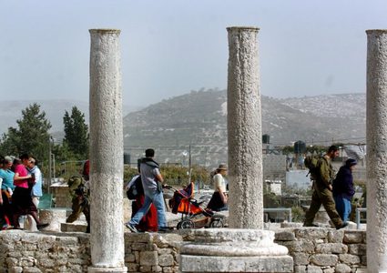 الاحتلال يفرض حصارا على سبسطية