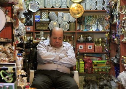 الصناعة في غزة.. قيود وأزمات تدفعها نحو الهاوية