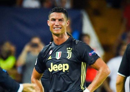 رسميًا.. اليويفا يعلن عقوبة كريستيانو رونالدو