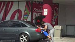 خسرا ابنهما بسبب "تجربة اجتماعية"