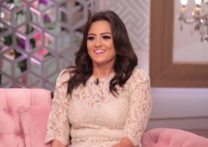 هل تعمدت بشرى تجاهل أحمد السقا ومحمد رمضان؟