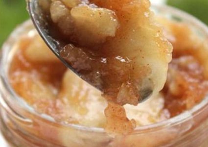 حشوة فطيرة التفاح المصنوعة في المنزل