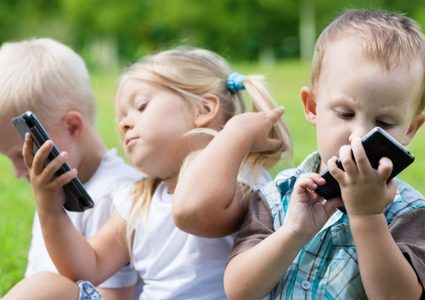 كيف يمكن أن تطور الأم أدمغة أطفالها ؟