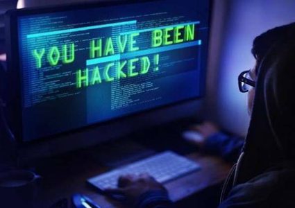 فيسبوك يقر بخرق أمني كبير في حسابات مستخدميه
