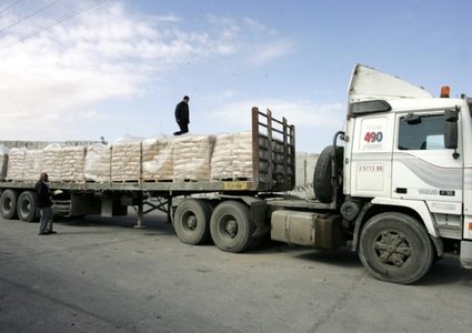 وقائي رام الله يضبط شاحنة محملة باسمنت مهرب