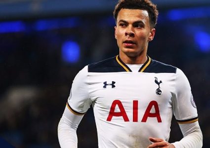 توتنهام يتعرض لضربة موجعة قبل موقعة برشلونة