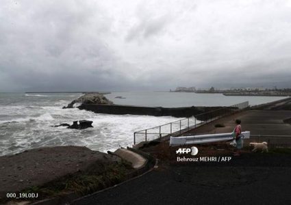 إعصار قوي يضرب اليابان موقعاً عشرات الجرحى