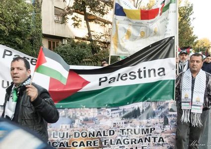 مسيرة حاشدة ببوخارست لمنع نقل سفارة بلادهم للقدس