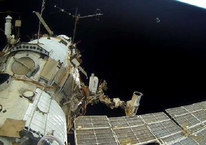 التحام شاحنة فضائية يابانية بالمحطة الدولية