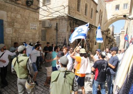 مسيرة استفزازية للمستوطنين في القدس القديمة