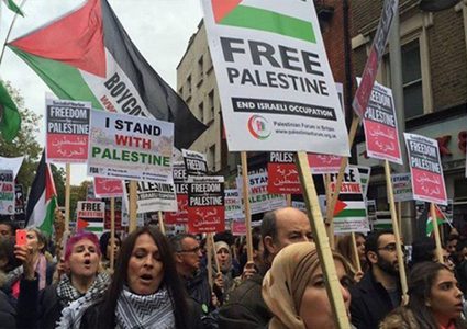 موسكو: وقفة تضامنية ضد "قانون القومية" العنصري